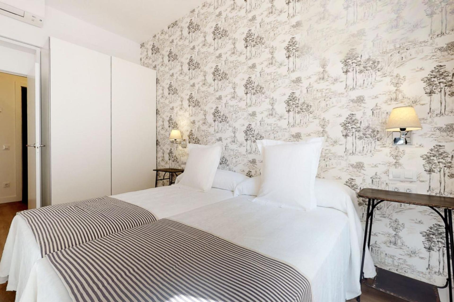 Opera II Apartment Madrid Exterior photo